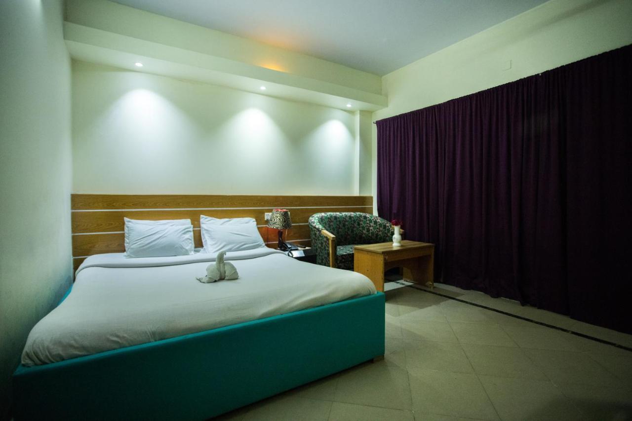 קוקס בזאר Hotel Mishuk מראה חיצוני תמונה