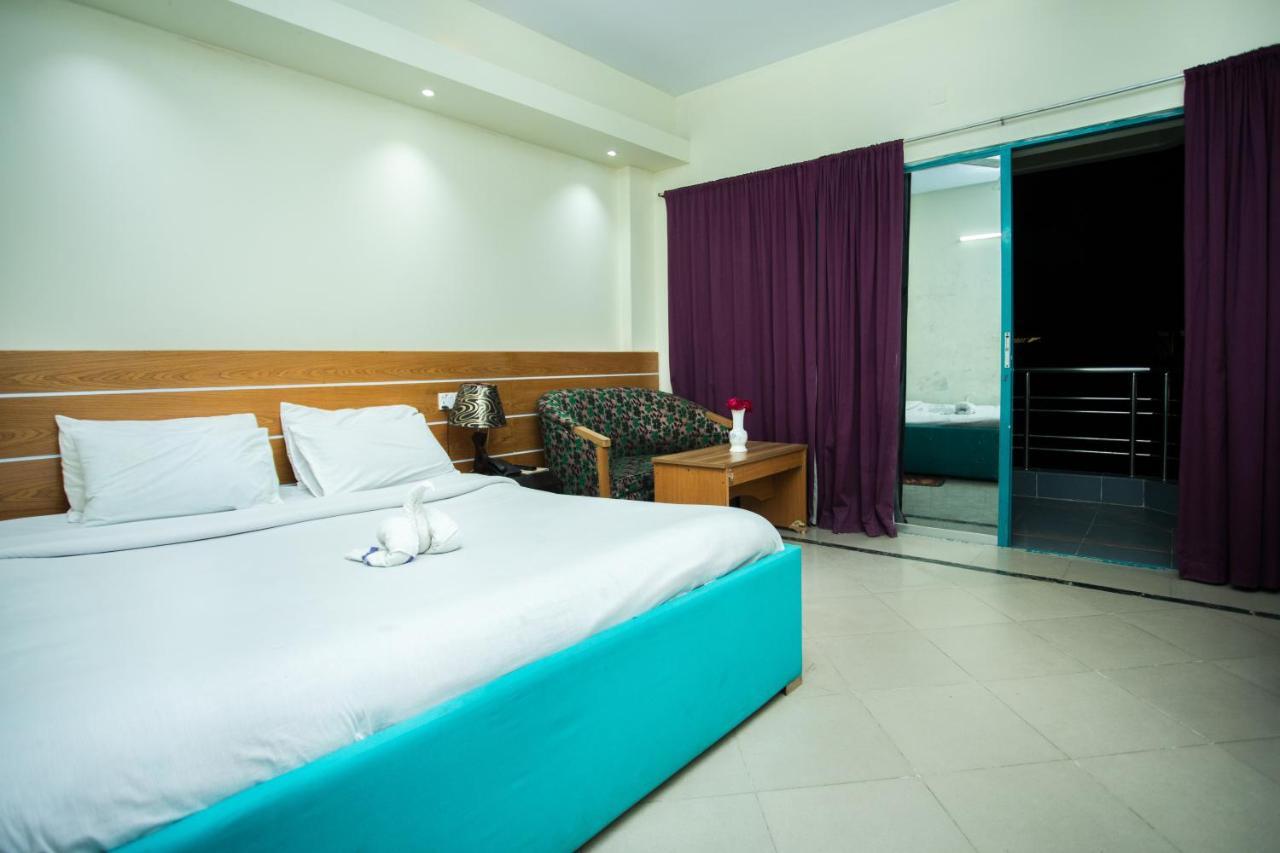 קוקס בזאר Hotel Mishuk מראה חיצוני תמונה